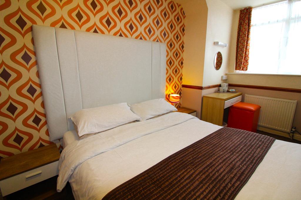 The Scarborough Travel And Holiday Lodge מראה חיצוני תמונה